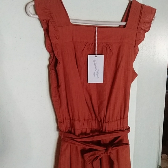 Dress - Picture 2 of 3